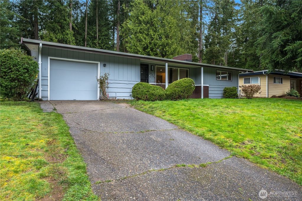 Photo of 18327 Dayton Place N, Shoreline, WA 98133 (MLS # 2348590)