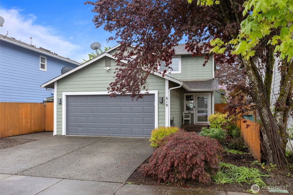 Photo of 618 Date Avenue, Sultan, WA 98294 (MLS # 2366519)