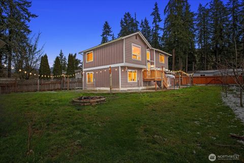 Photo of 12808 E Macs Loop Road, Granite Falls, WA 98252 (MLS # 2491090)
