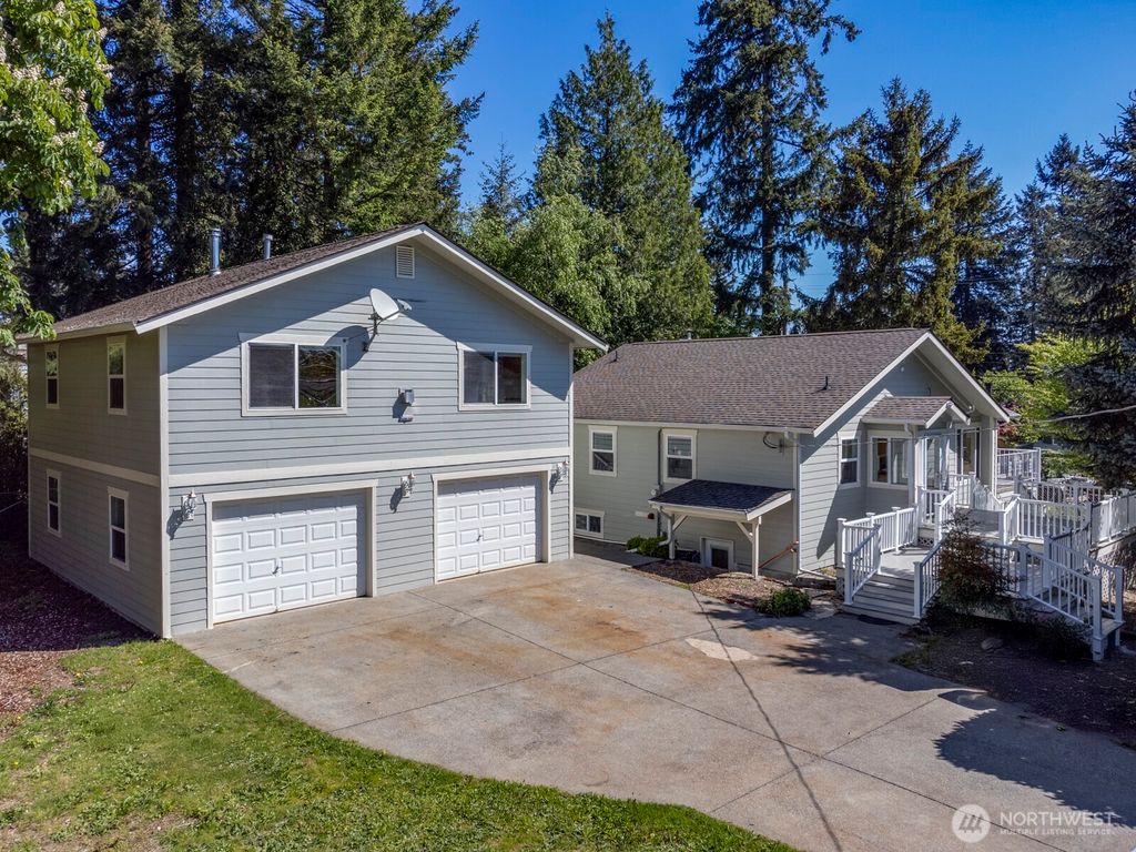Photo of 12001 20th Avenue NE, Seattle, WA 98125 (MLS # 2381982)