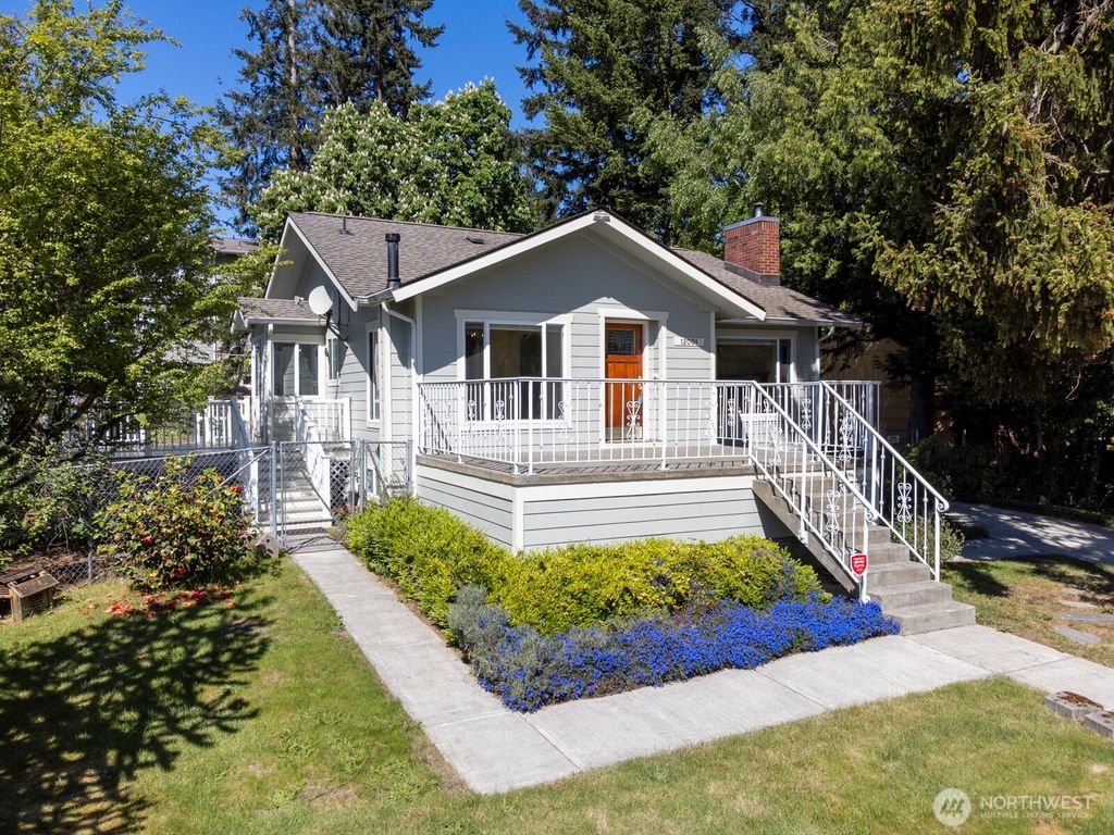 Photo of 12001 20th Avenue NE, Seattle, WA 98125 (MLS # 2381982)