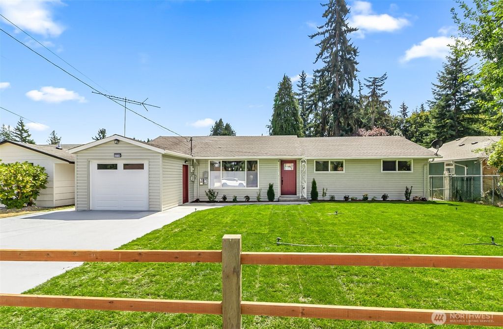 Photo of 5716 75th Place NE, Marysville, WA 98270 (MLS # 2419395)