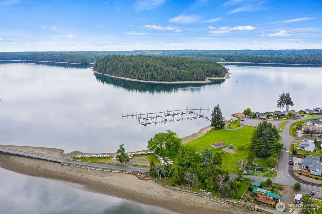 listing image 9366702365708310237