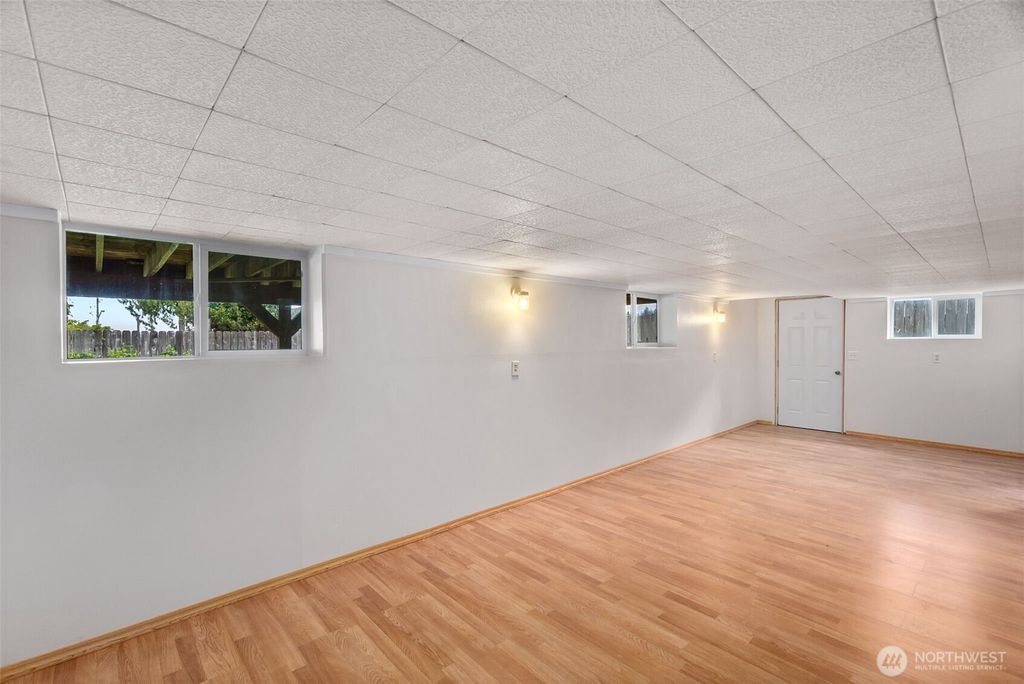 listing image 9363501746105907119