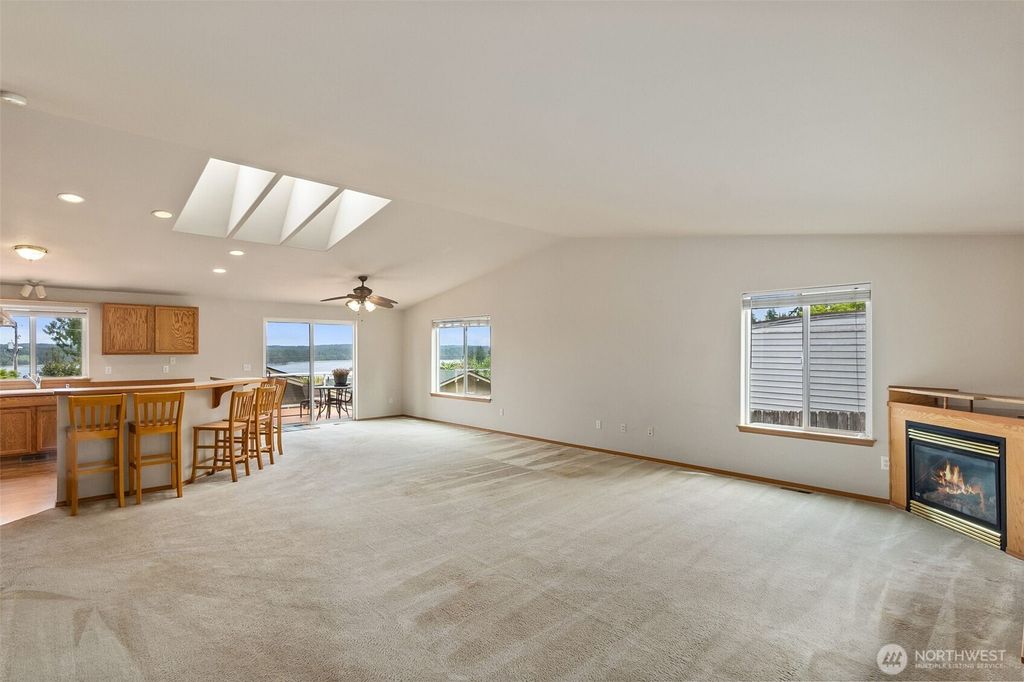 listing image 9362886770376407671