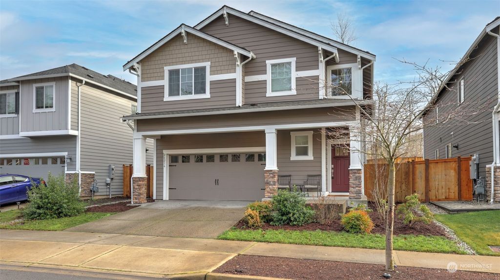 Photo of 26216 201st Place SE, Covington, WA 98042 (MLS # 2320803)