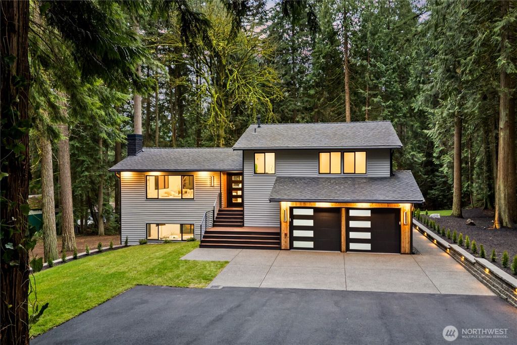 Photo of 22911 57th Avenue NW, Woodinville, WA 98072 (MLS # 2519936)