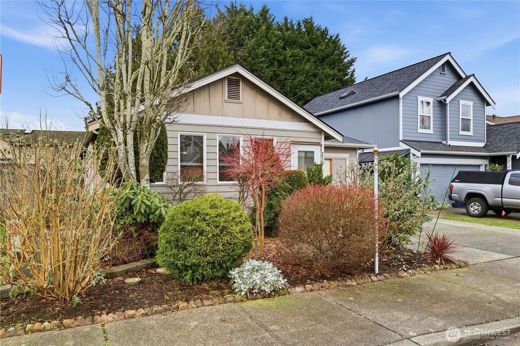 Photo of 8018 65th Drive NE, Marysville, WA 98270 (MLS # 2463838)