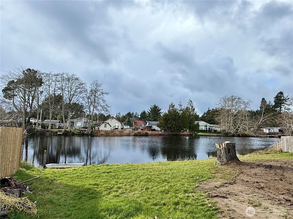 Photo of 1623 Cooper Street S, Westport, WA 98595 (MLS # 2483247)