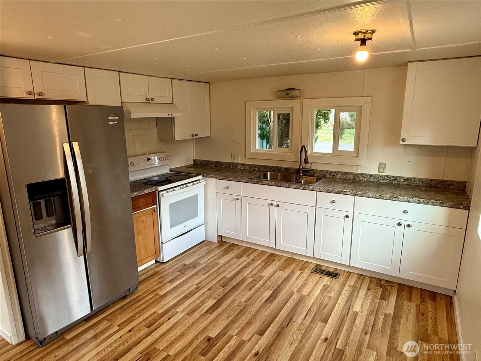 1623 Cooper Street S