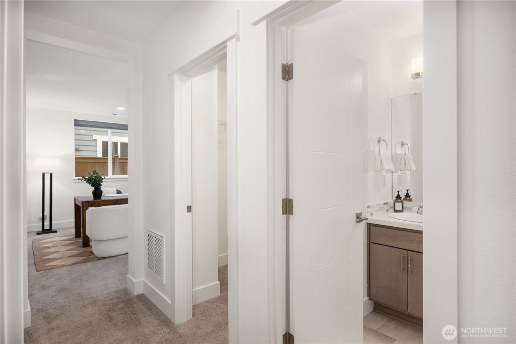 Photo of 18601 46th Avenue SE, Bothell, WA 98012 (MLS # 2472537)