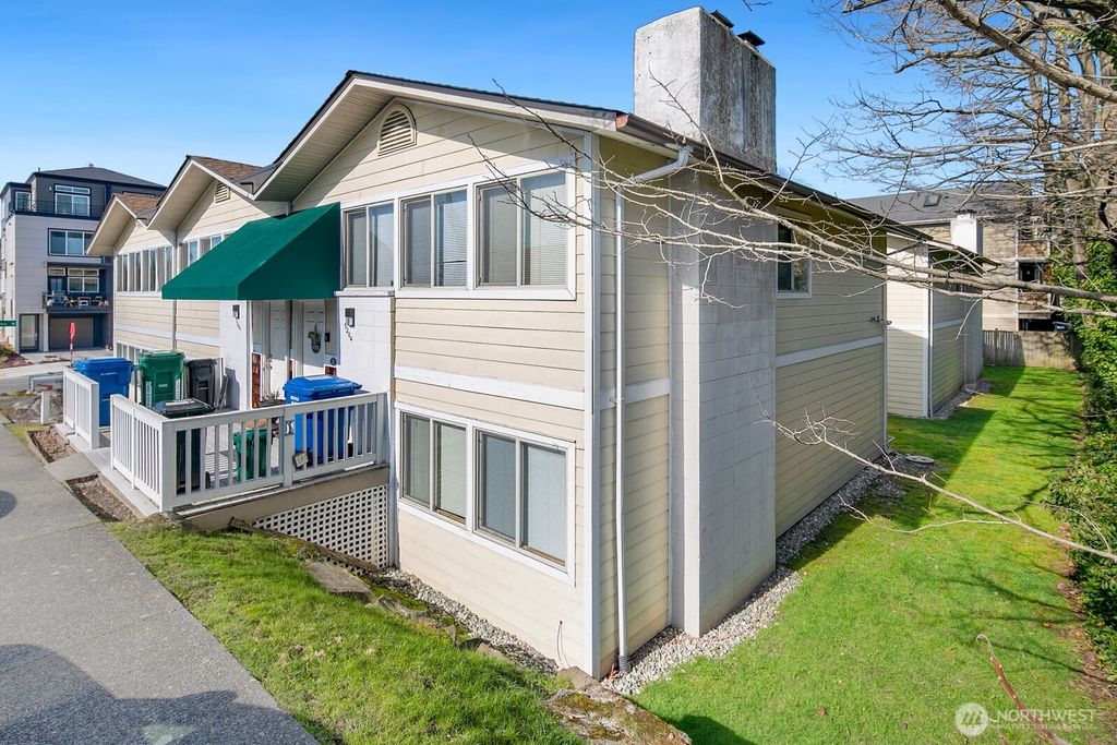 Photo of 9200 Densmore Avenue N, Seattle, WA 98103 (MLS # 2492985)