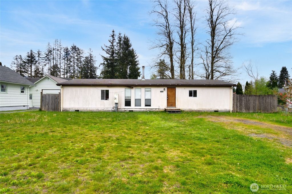 Photo of 1133 State Street, Sedro Woolley, WA 98284 (MLS # 2514454)