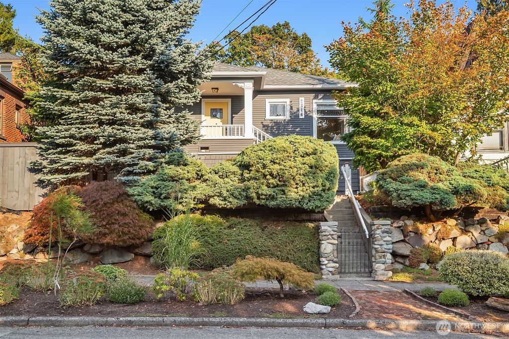 Photo of 2816 11th Avenue W, Seattle, WA 98119 (MLS # 2435369)