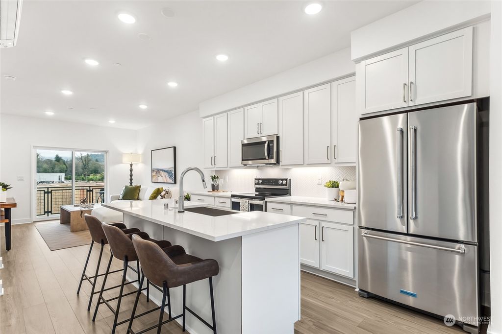 Photo of 1243 Oxbow Way SE #2405, North Bend, WA 98045 (MLS # 2302747)