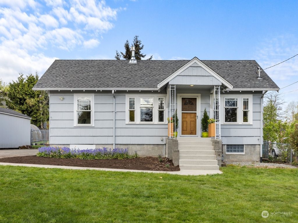 Photo of 10111 14th Ave Ave S, Seattle, WA 98168 (MLS # 2225556)