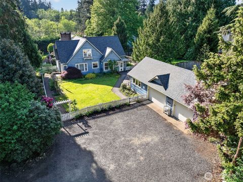 Photo of 6906 NE Carpenter Ln LN, Kingston, WA 98346 (MLS # 2517450)