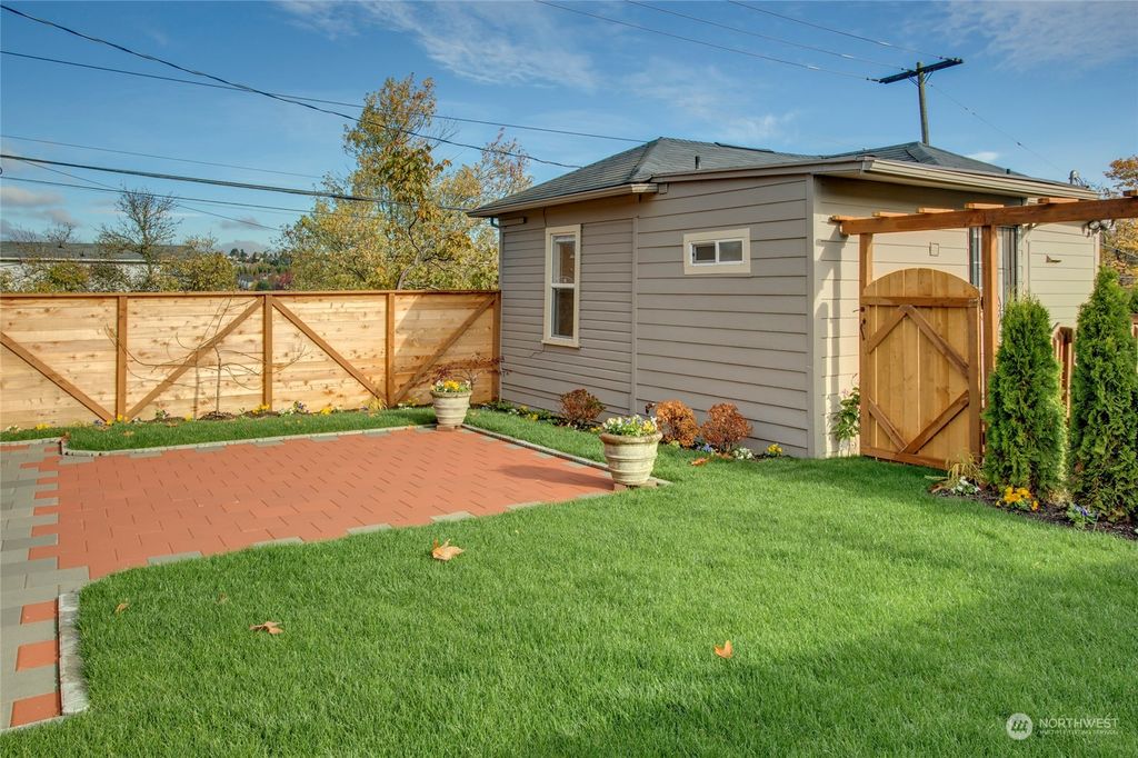 Photo of 2107 S College Street, Seattle, WA 98144 (MLS # 2217518)