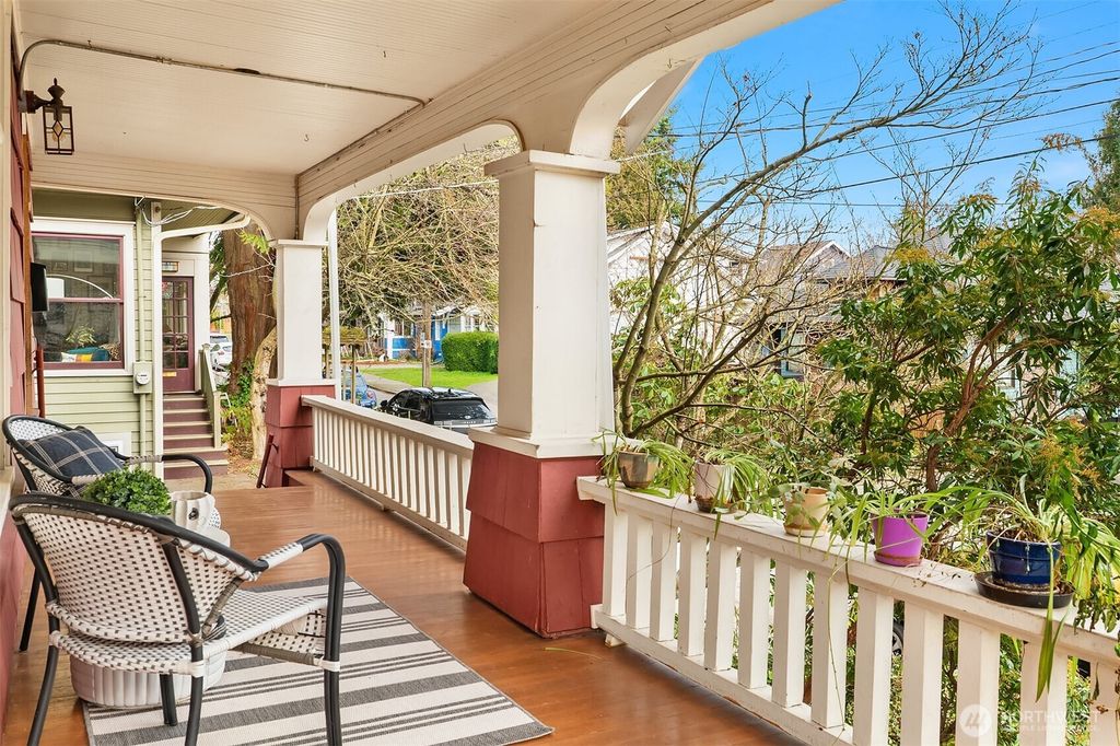 Photo of 4511 1st Avenue NE, Seattle, WA 98105 (MLS # 2461218)