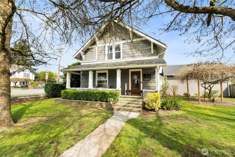 Photo of 425 Valley Avenue E, Sumner, WA 98390 (MLS # 2502975)