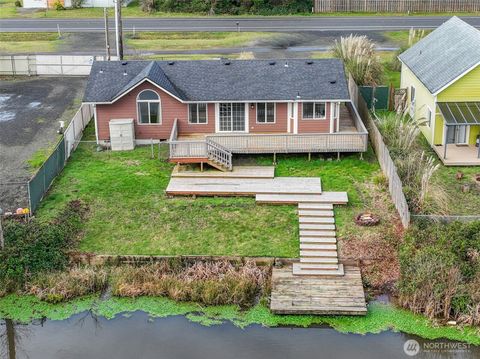Photo of 306 Point Brown Avenue NE, Ocean Shores, WA 98569 (MLS # 2481803)