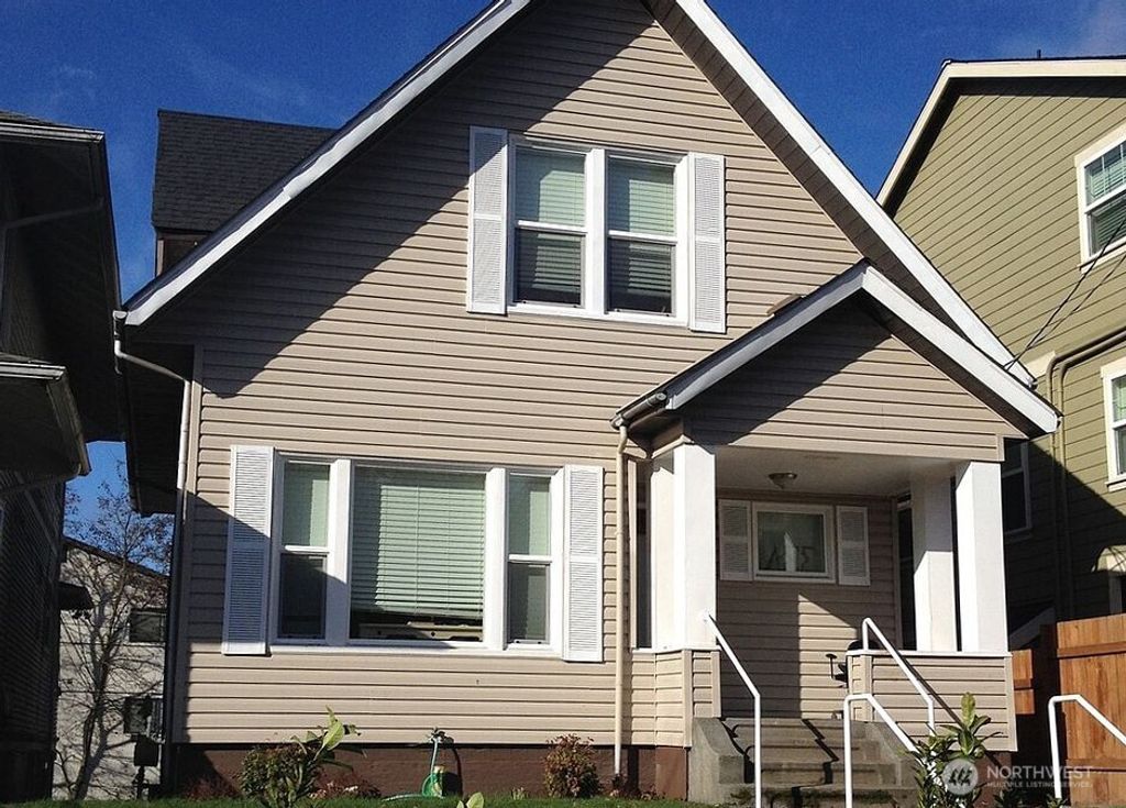 Photo of 5031 12th Avenue NE, Seattle, WA 98105 (MLS # 2457971)