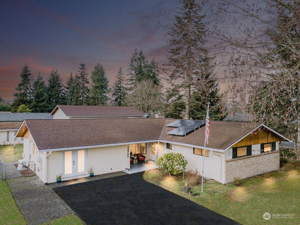 Photo of 12730 43rd Avenue NE, Marysville, WA 98271 (MLS # 2024764)