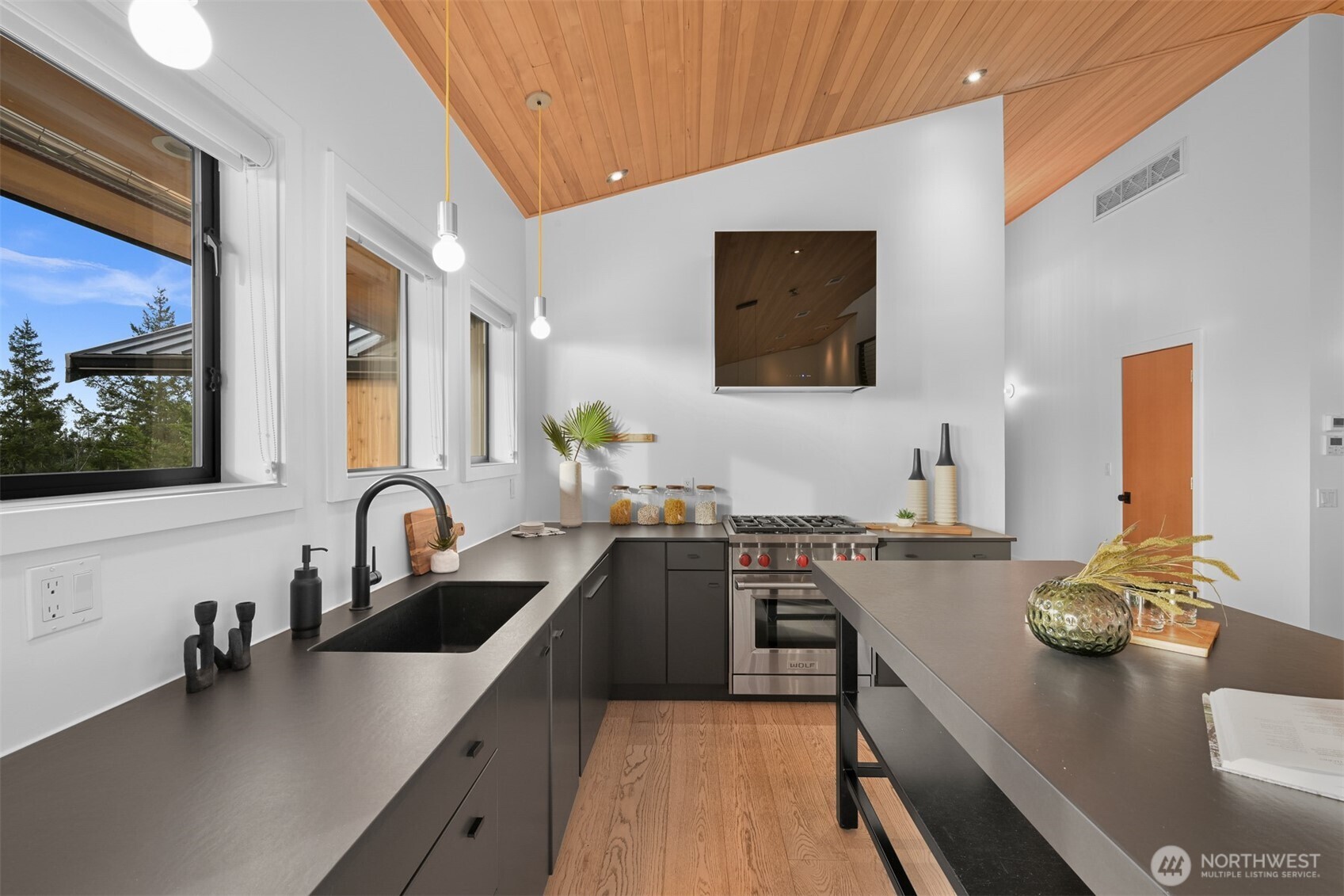 1195 Brighton Crest Drive