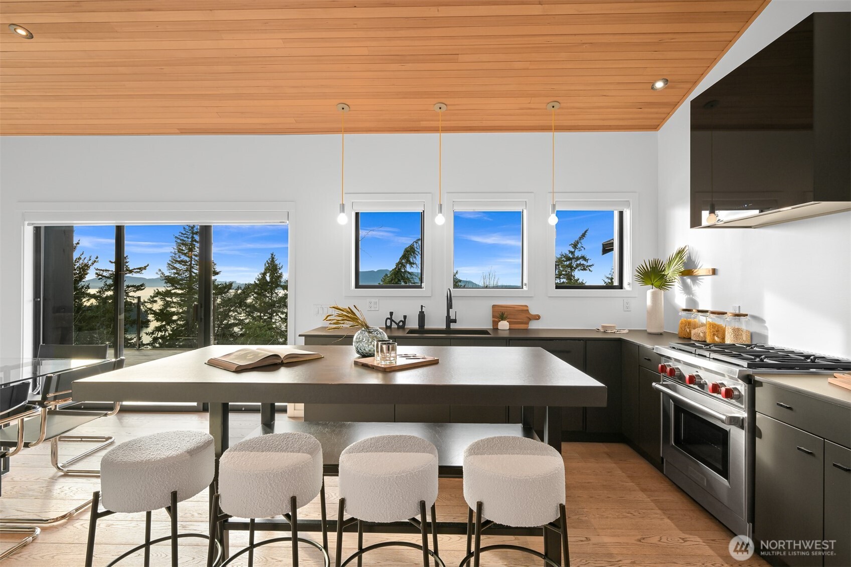 1195 Brighton Crest Drive