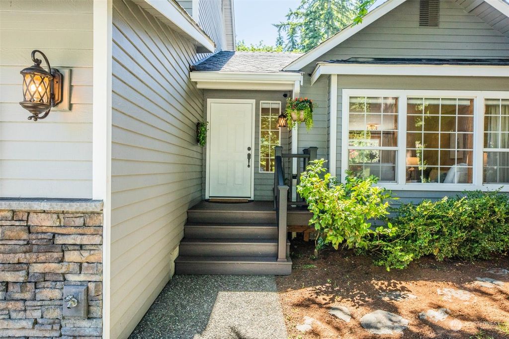 Photo of 10802 201st Street SE, Snohomish, WA 98296 (MLS # 2257349)