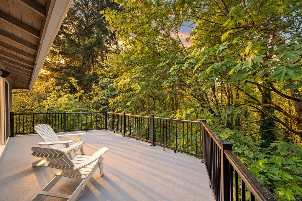 Photo of 19809 97th Avenue S, Renton, WA 98055 (MLS # 2595664)