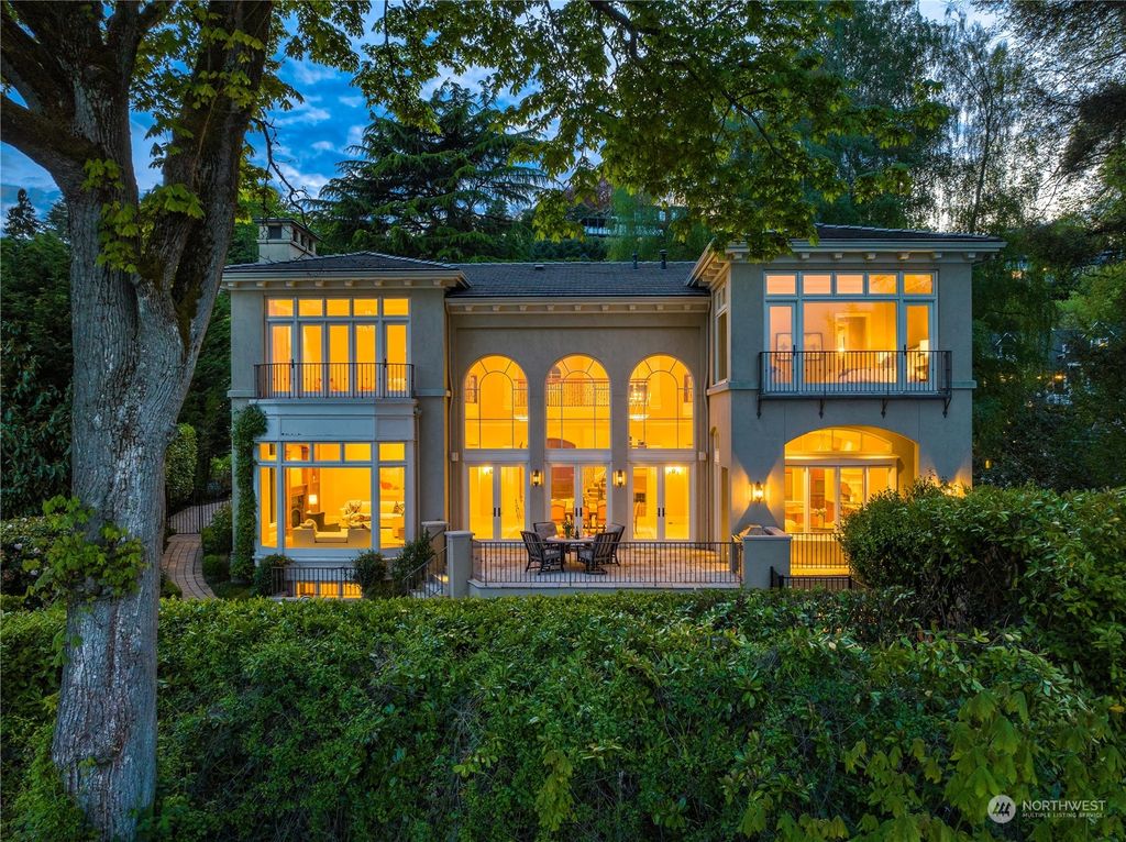 Photo of 546 McGilvra Boulevard E, Seattle, WA 98112 (MLS # 2066365)
