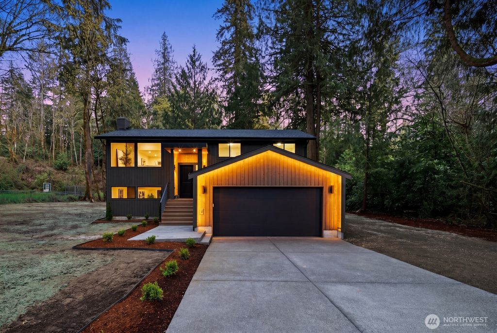 Photo of 21507 SE 248th Street, Maple Valley, WA 98038 (MLS # 2509615)