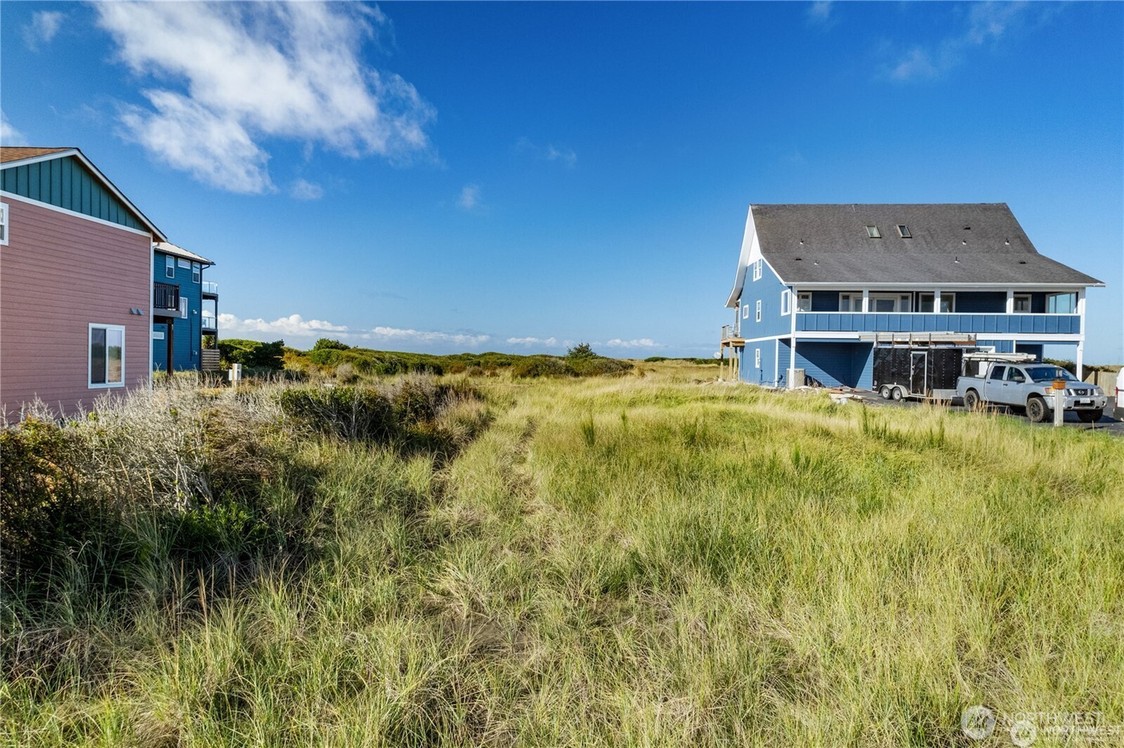 1075 OCEAN SHORES Boulevard SW