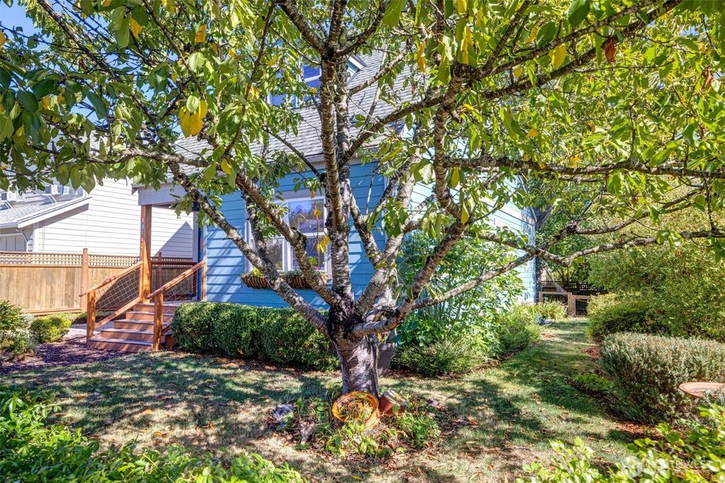 Photo of 5416 46th Avenue S, Seattle, WA 98118 (MLS # 2427808)