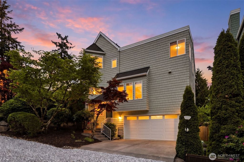 Photo of 4011 SW Webster Street, Seattle, WA 98136 (MLS # 2519693)