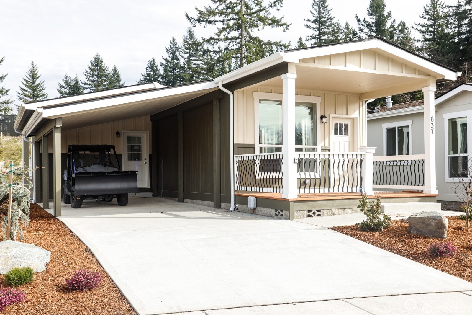 1637 Timber Street 23