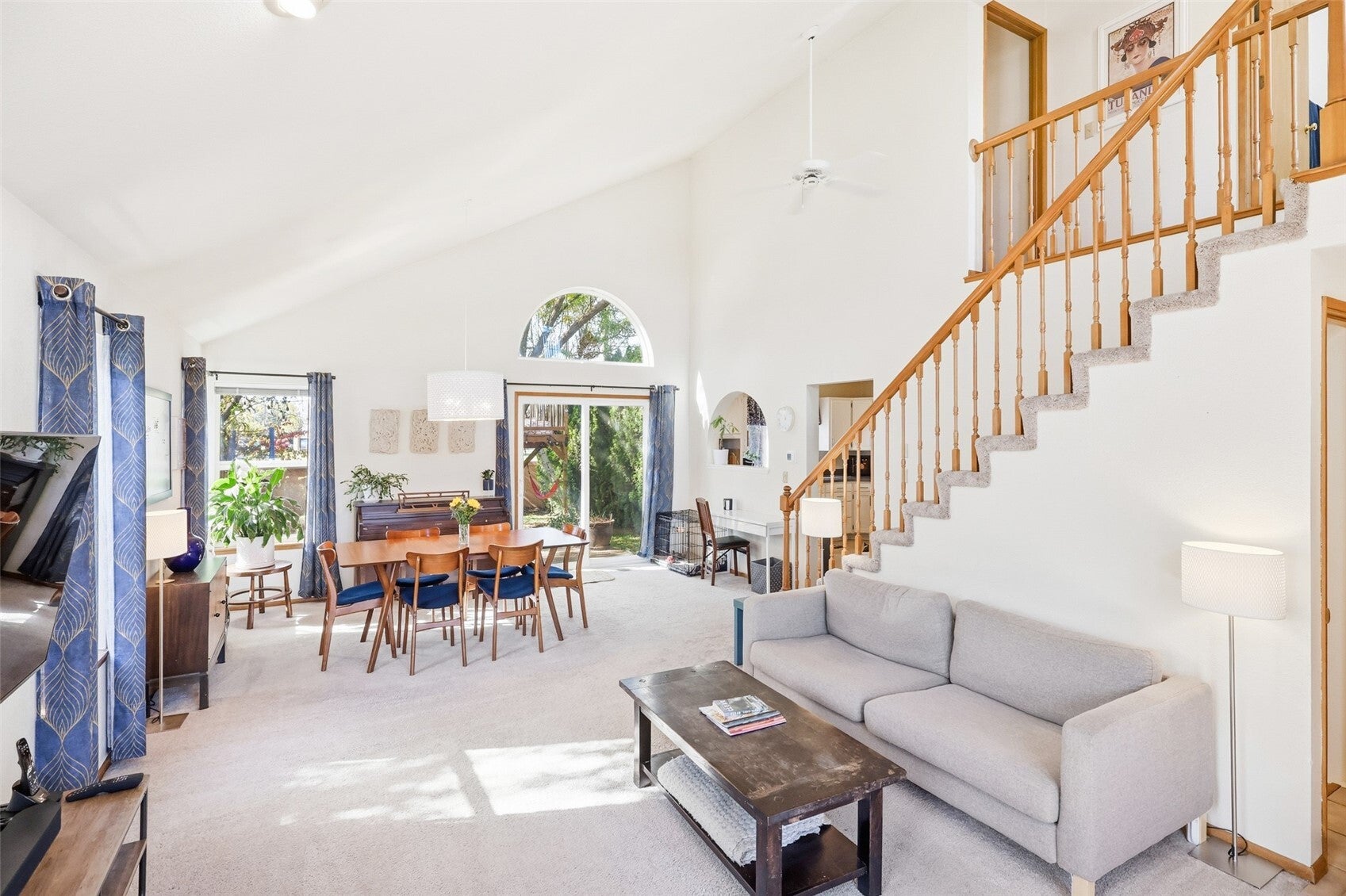 818 SE Marine Drive 818
