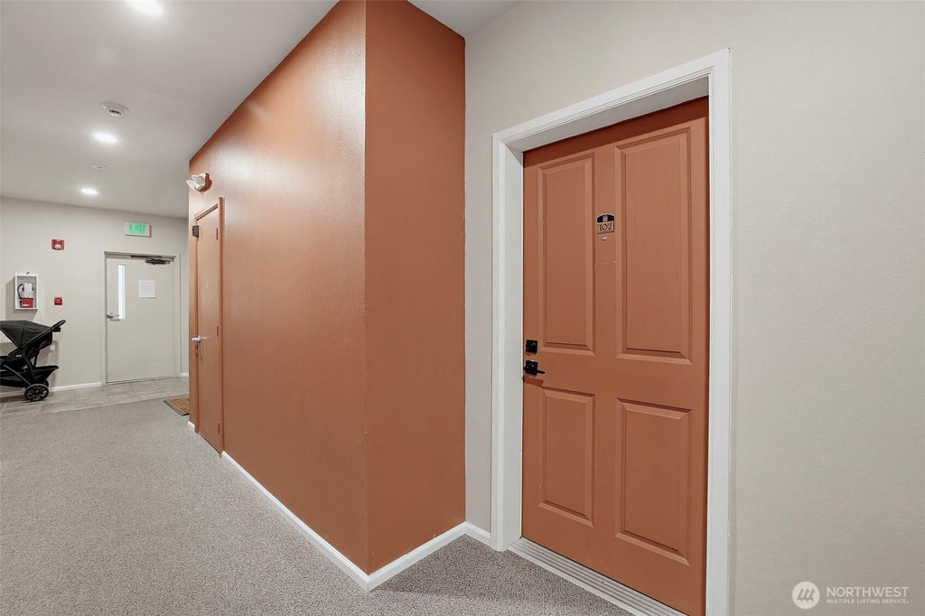 Photo of 537 225th Lane NE #C102, Sammamish, WA 98074 (MLS # 2587279)