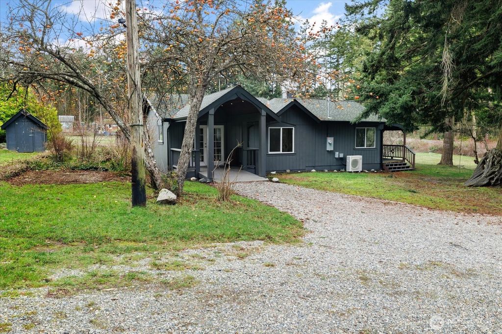 Photo of 2341 Libbey Road, Coupeville, WA 98239 (MLS # 2464322)