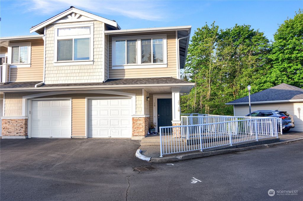 Photo of 6515 134th Place SE #J6, Snohomish, WA 98296 (MLS # 2072708)