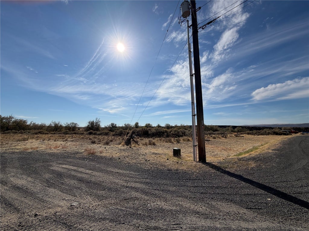 Photo of 0 S 6th Street, Coulee City, WA 99115 (MLS # 2597749)