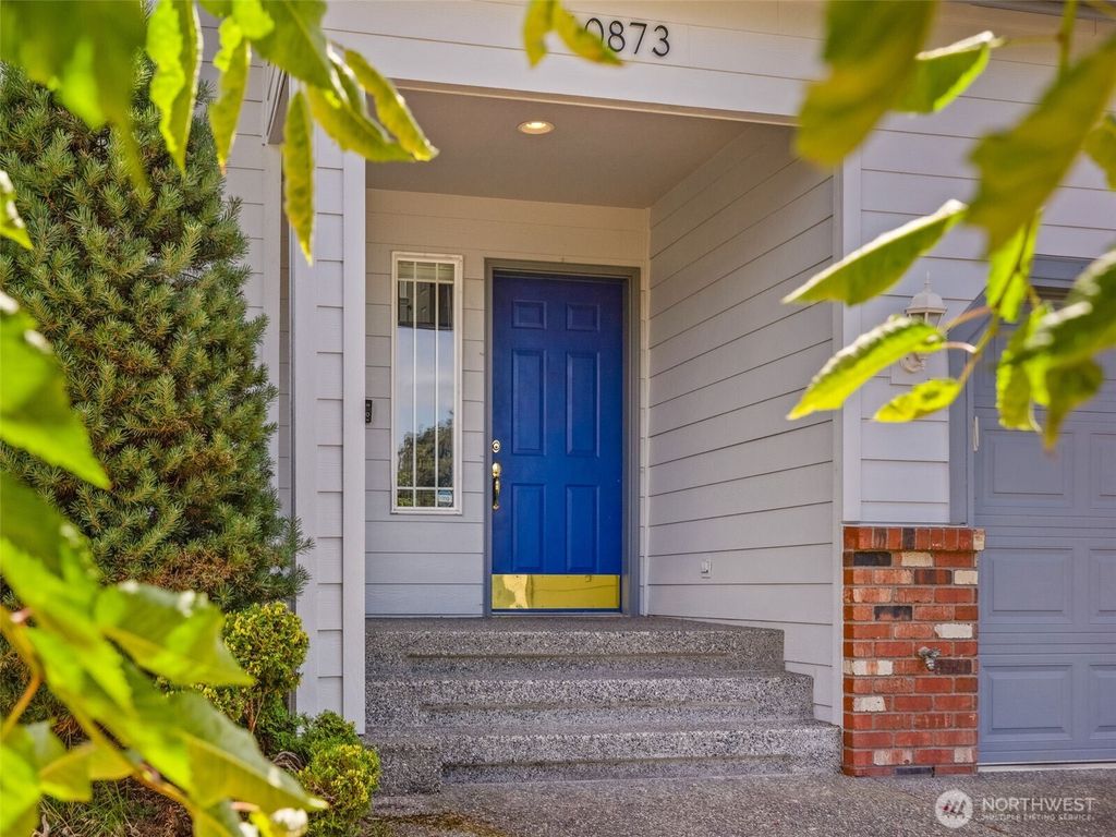 Photo of 10873 SE 214th Place, Kent, WA 98031 (MLS # 2405163)