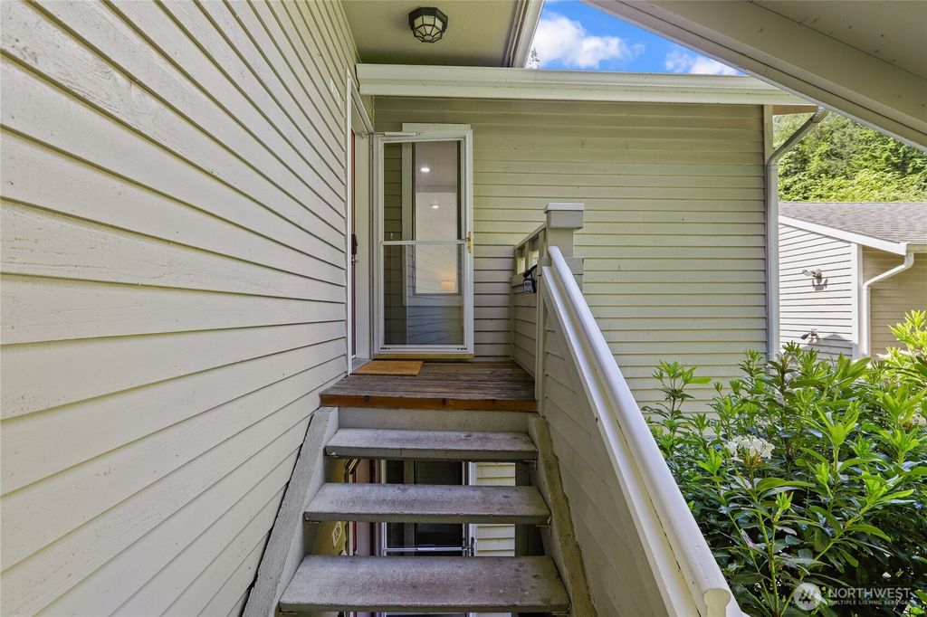 Photo of 9009 Avondale Road NE #M226, Redmond, WA 98052 (MLS # 2490277)