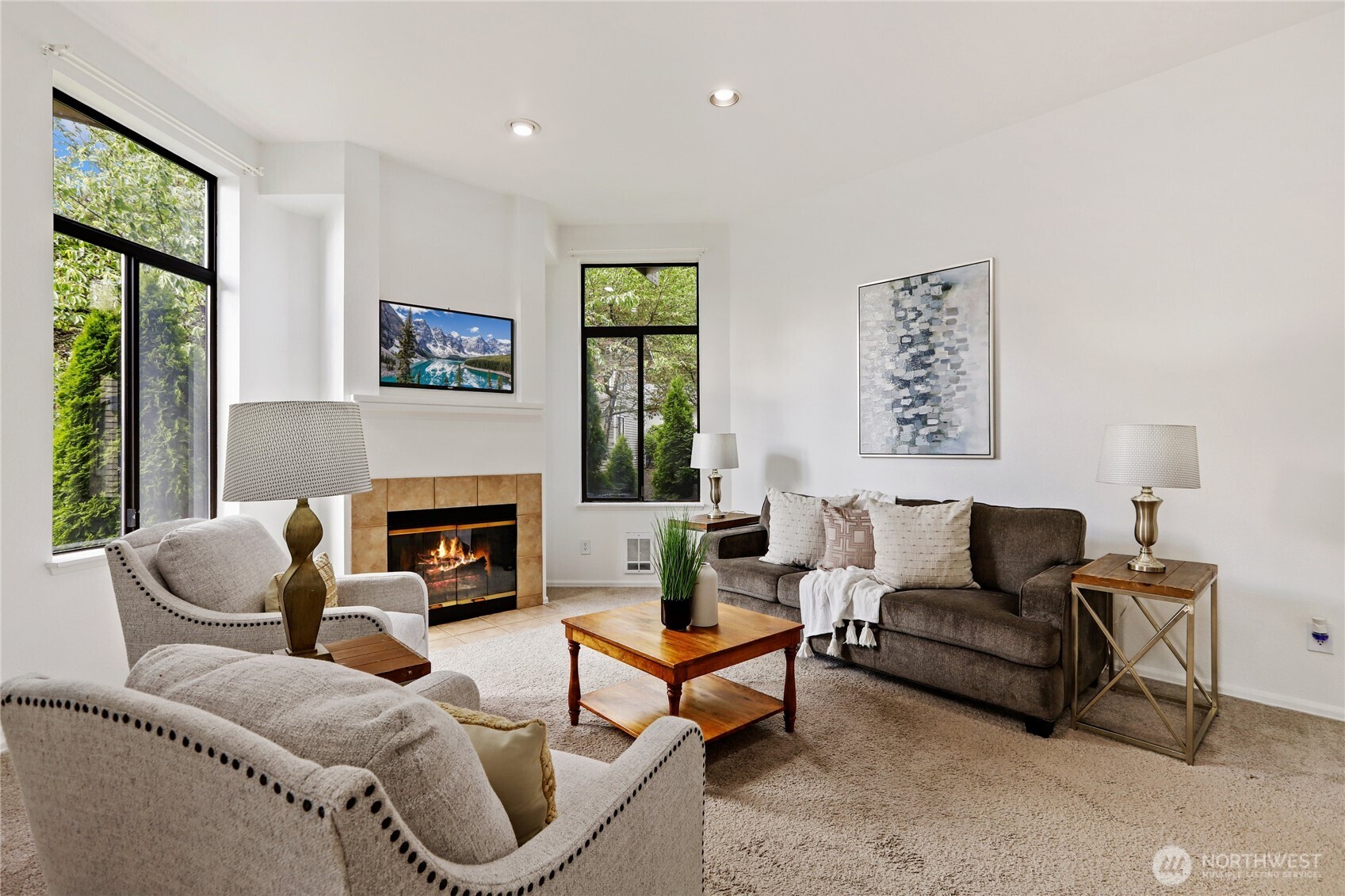 9009 Avondale Road NE M226