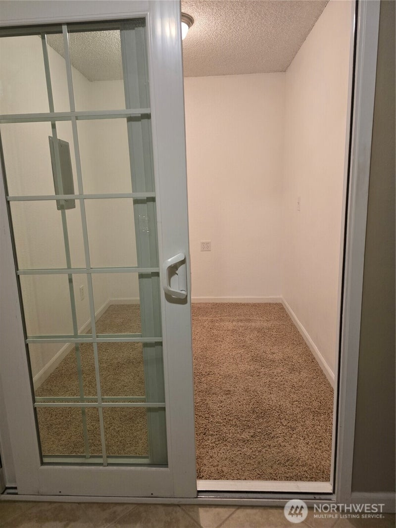5585 E Evergreen Boulevard 5304