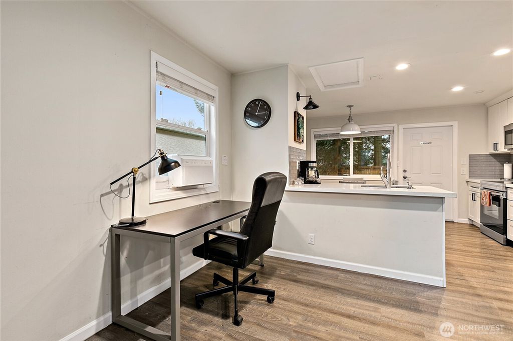 Photo of 1333 Index Avenue NE, Renton, WA 98056 (MLS # 2458630)