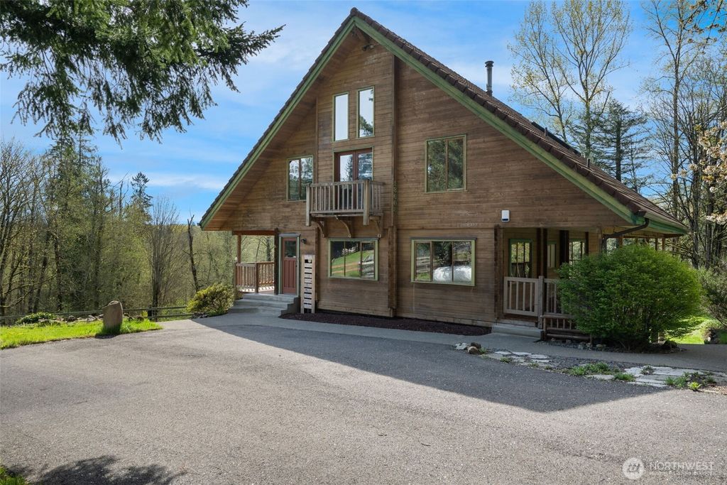 Photo of 18608 259th Avenue SE, Maple Valley, WA 98038 (MLS # 2362970)