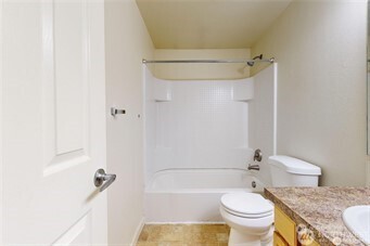 1910 J Street 201
