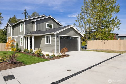 Photo of 225 N 54th Place, Mount Vernon, WA 98273 (MLS # 2582141)